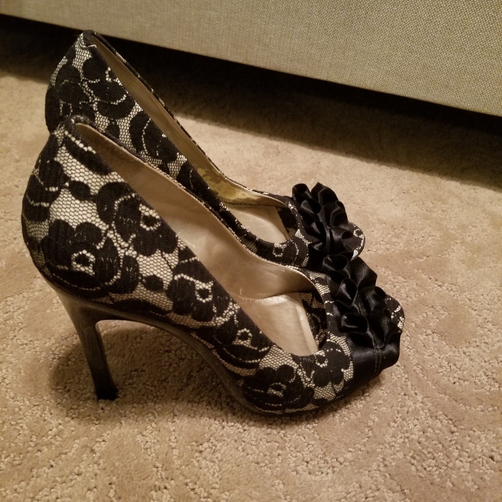 Carlos Santana heels